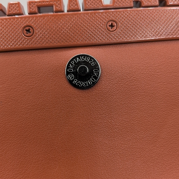 New Steve Madden BCABBY Red Flap Wristlet Wallet Fits Cellphone - Picture 6 of 6